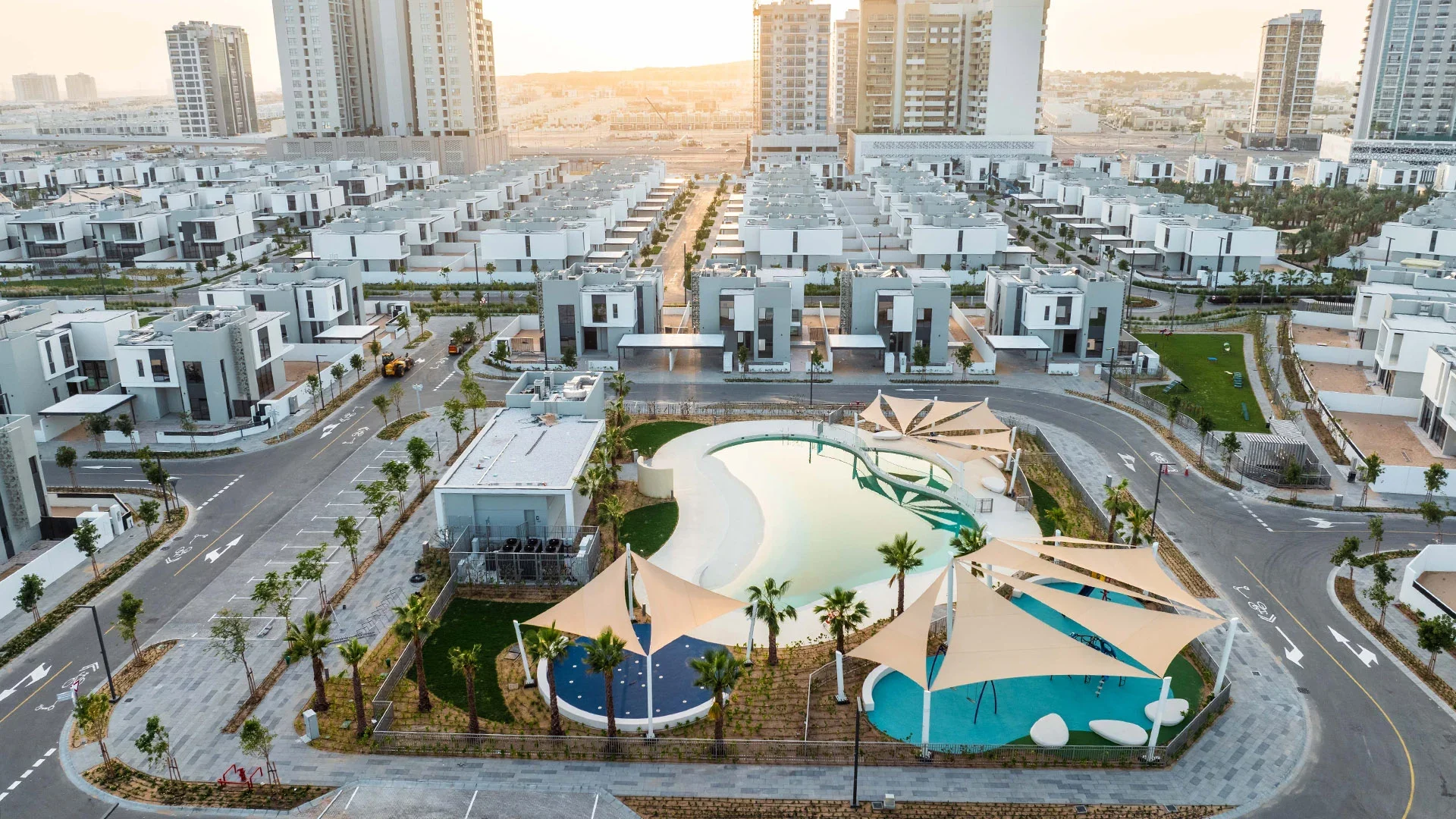 Al Furjan vs Town Square: Which Area Fits Your Budget?